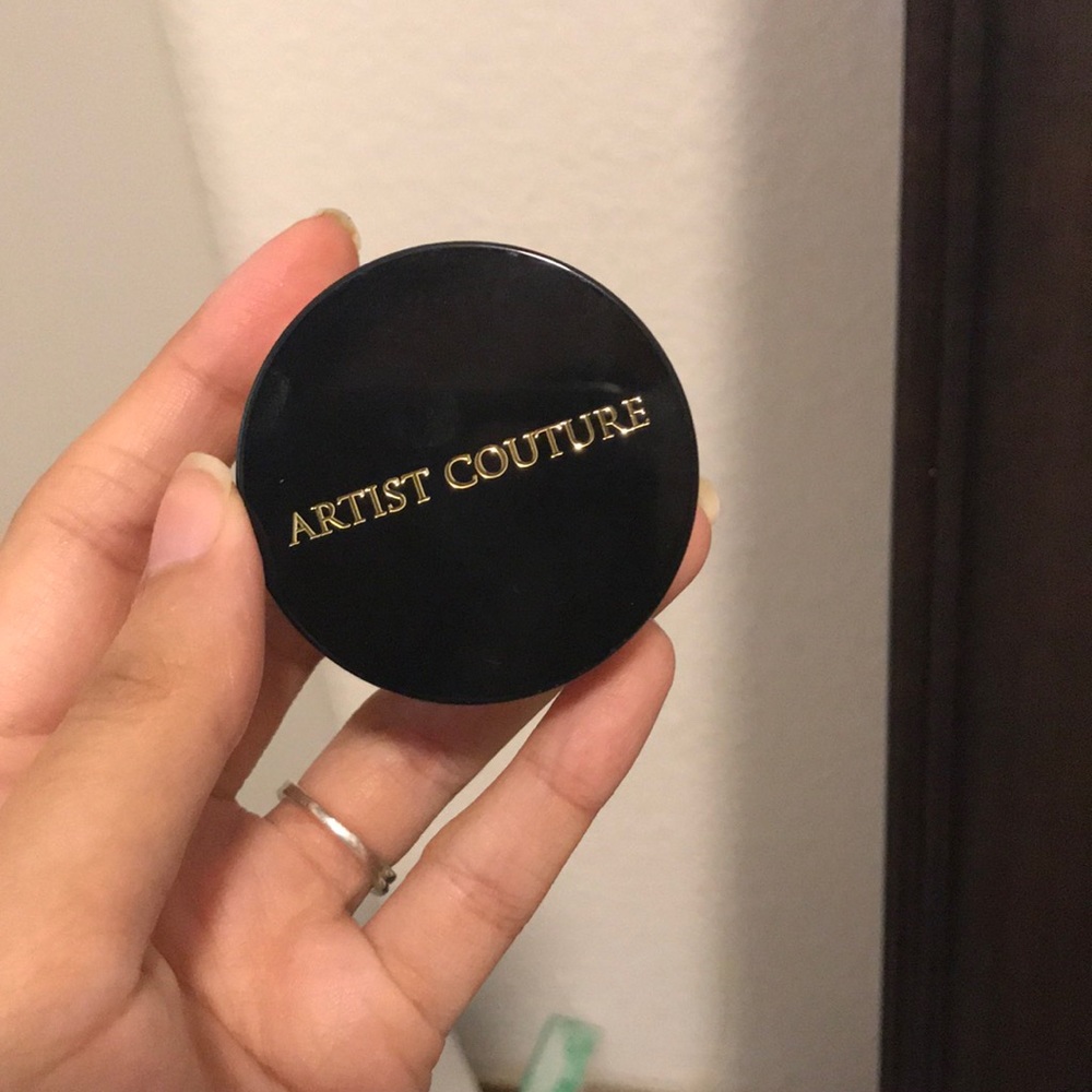 Artist couture highlighter